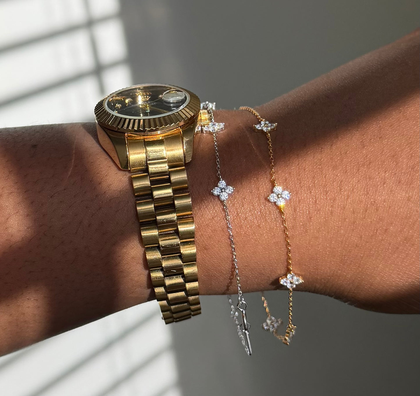 🌸 Dainty Flower Bracelet